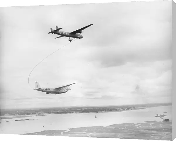 In flight refuelling trials, 1939