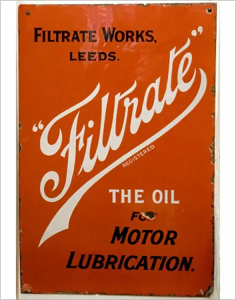 Filtrate Motor Oil