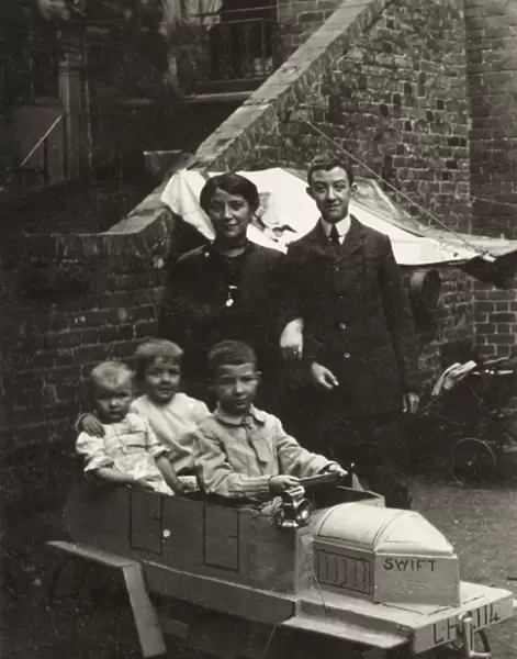 Family photo with children in Go-cart