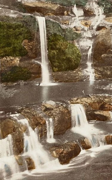 Australian Waterfalls - Wentworth Falls