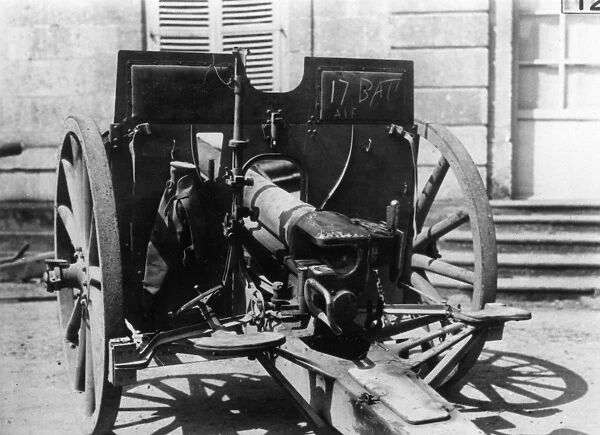 German 77mm field gun captured by Australians, WW1