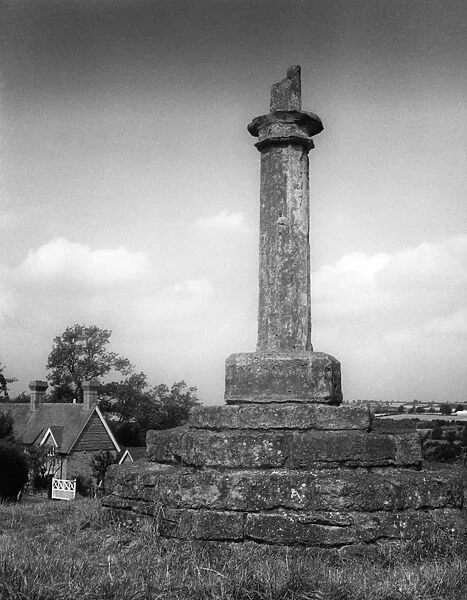 Great Brington Cross