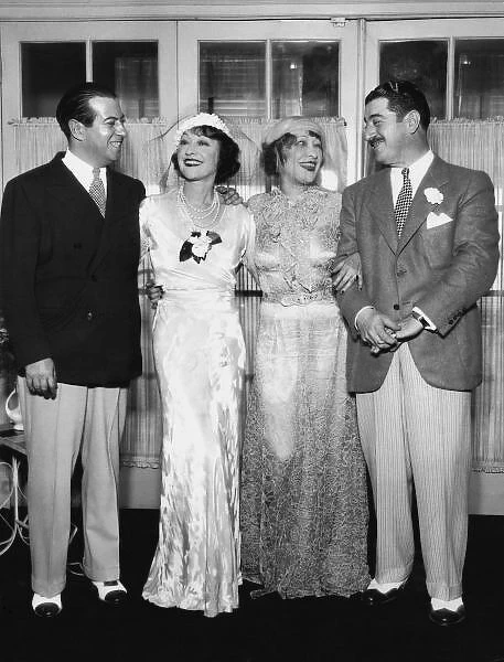 The marriage of Jenny Dolly to Bernard Vinissky, 1935