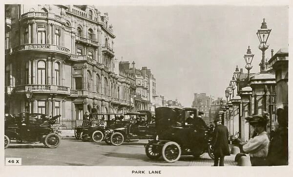 Park Lane - Brook Street Gate - London