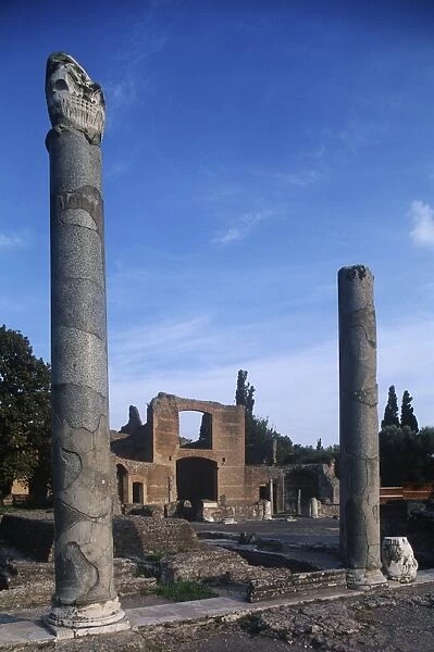 Italy, Latium Region, Rome Province, Tivoli, Hadrians Villa, Building with three exedras