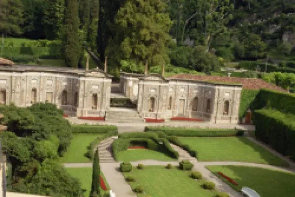Buy Villa d'Este