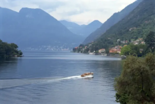 Buy Lake Como, Lombardia