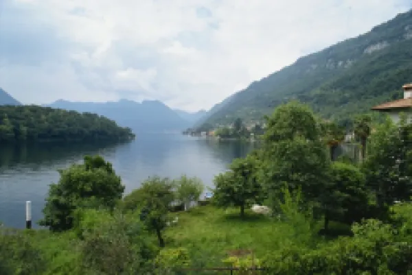 Buy Lake Como, Lombardia