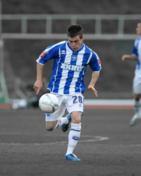 Dean Cox against Stafford Rangers