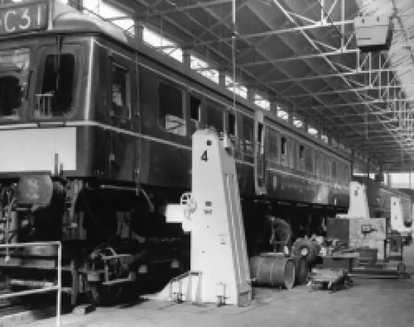 Diesel Multiple Unit repairs in No 19 Shop