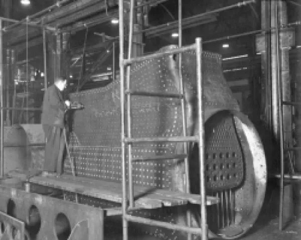 V Shop, 1945