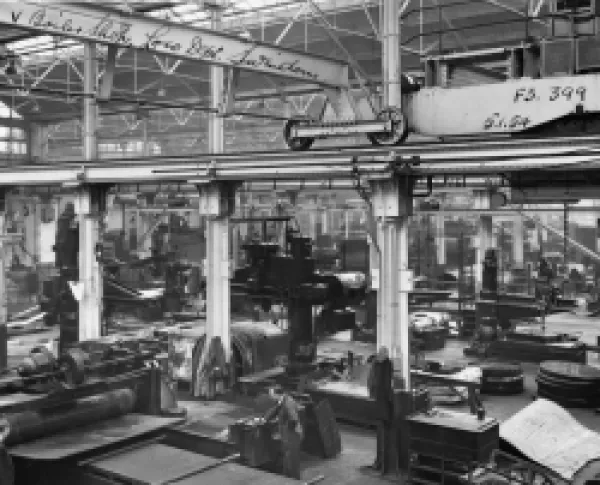 V Shop, 1954