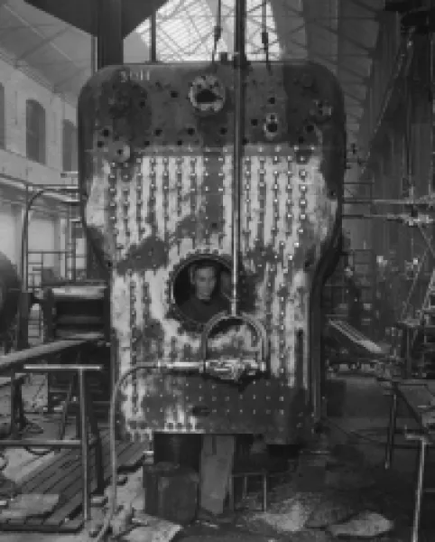 V Shop, 1951