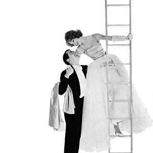 1960s fashion, eloping in Victor Stiebel