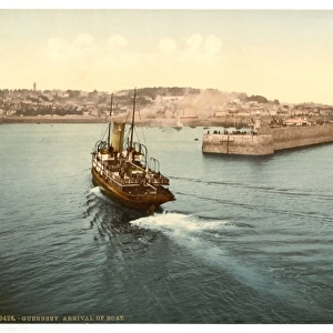Guernsey, St. Peters Port, arrival of boats, Channel Island