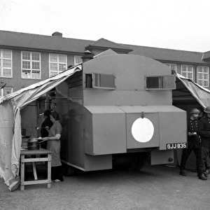 NFS (London Region) mobile kitchen vehicle, WW2