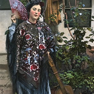 Spain - Andalucian Lady with guitar and fan - Japanese shawl
