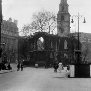 St Clement Danes Church, Strand, London, WW2