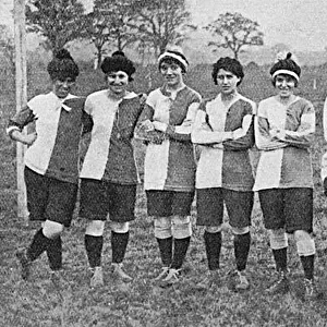 Sterling Ladies munition workers football team, WW1
