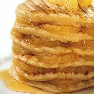 Pancakes with oranges and syrup C014 / 1424