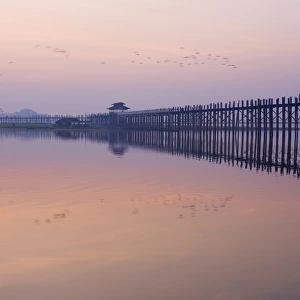 U Beins Bridge across Thaungthaman Lake, at 1. 2 km long the worlds longest teak bridge
