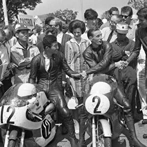 Akiyasu Motohashi (Yamaha) and Stuart Graham (Suzuki) and Phil Read (Yamaha) 1967 Ultra Lightweight TT