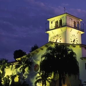 USA, California, Santa Barbara, Courthouse at dusk
