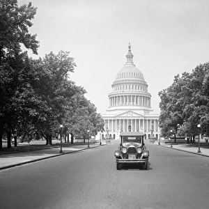 WASHINGTON, D. C. c1915. A Paige automobile on the street in Washington, D. C. Photograph
