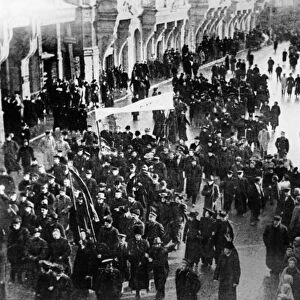 A demonstration demanding the release of political prisoners on tverskaya street in moscow during the 1905 revolt