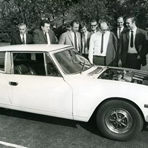 British Leyland service and technical specialists from many European countries examine a