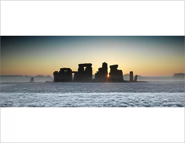 Stonehenge at sunrise N120061