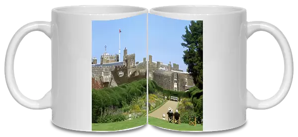 Walmer Castle and Gardens K040177