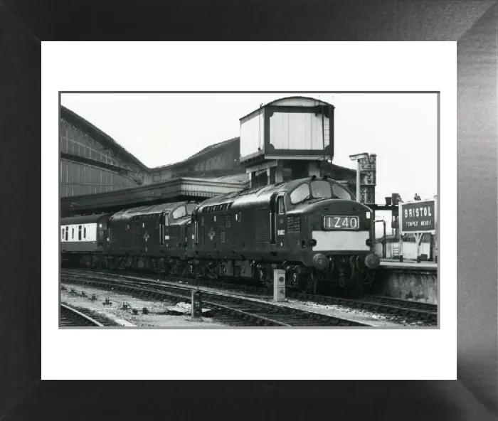 Framed Print : Print of Class 37 Diesel Locomotive at Bristol Temple Meads Framed Print : Print of Class 37 Diesel Locomotive at Bristol Temple Meads