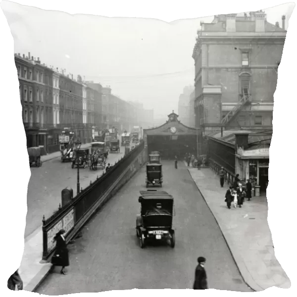Departure side at Paddington Station, c. 1920