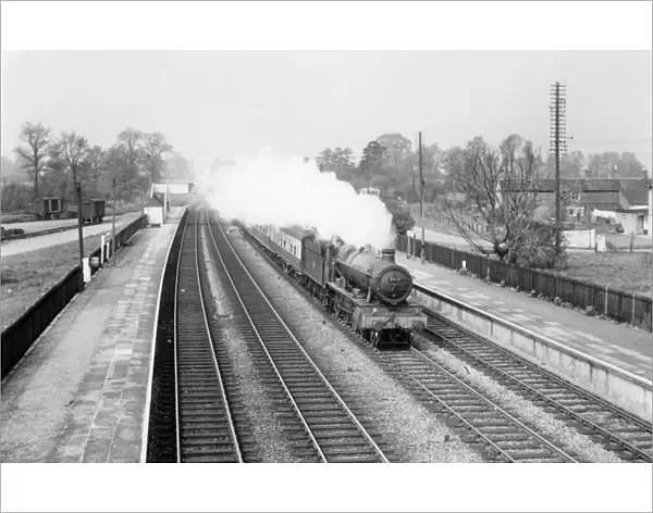 Locomotive No. 5932, Haydon Hall, passing through Shrivenham Station, May 1960