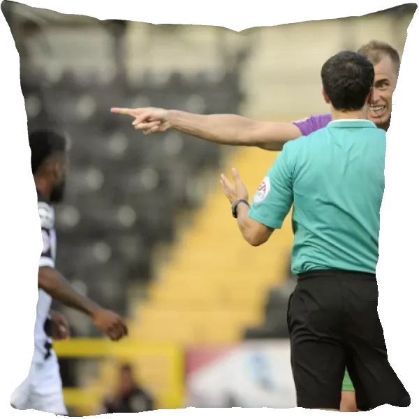 Aaron Wilbraham's Contentious Dispute with Referee during Notts County vs. Bristol City (31 / 08 / 2014)