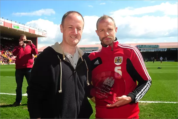 Bristol City FC: Louis Carey Receives Award vs. Huddersfield Town (27-04-2013)