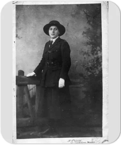 Early woman police officer, Lilian Maud Newell, WW1
