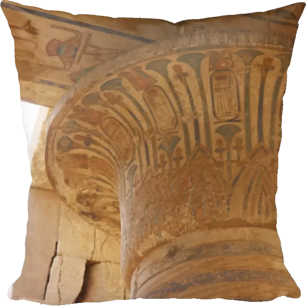 Ramesseum. Decorated capital shaped as lotus plant. Luxor. E