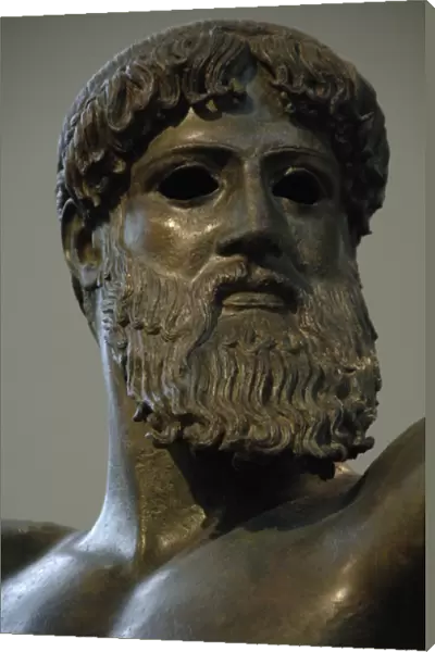Greek art. Classical period. Initial Period. Zeus. Bronze sc