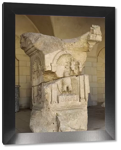 Funerary altar, calcerows. Caesarea. Roman period, late 1st