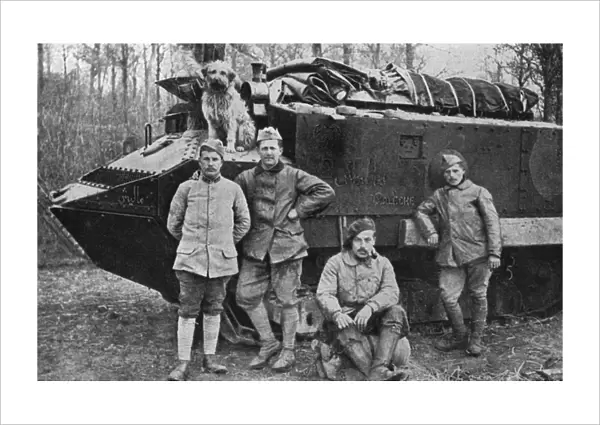 The tank Malache, her crew and dog mascot