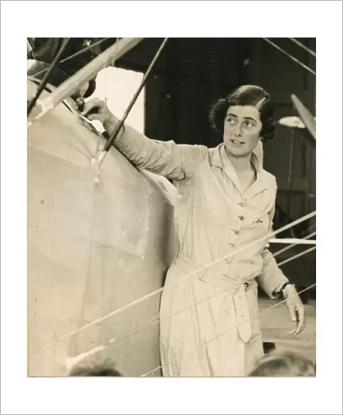 Aviatrix, Miss E. W. E. (Winifred) Spooner, 1900-1933