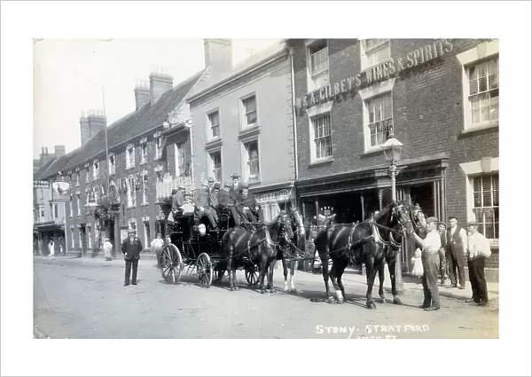 Mail coach on the High Street at Stony Stratford