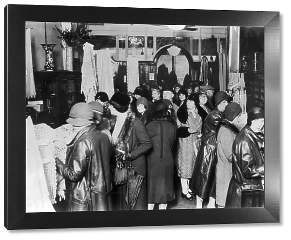 Crowded Store  /  Photo  /  1929