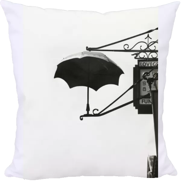 Shop Signs  /  Umbrella
