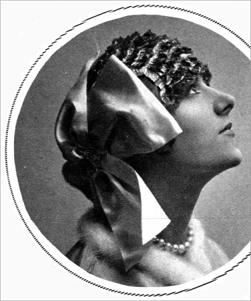 A boudoir cap, 1927