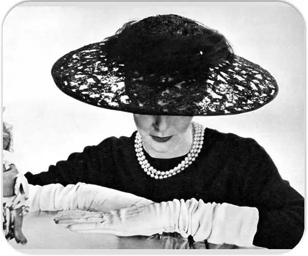 Mme Vernier Hat Design, 1955