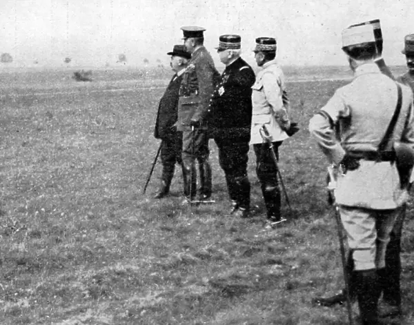 Kitchener visits the French front
