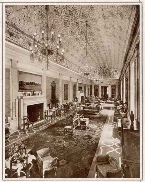 Viceroys House in New Delhi, the Long Drawing-Room